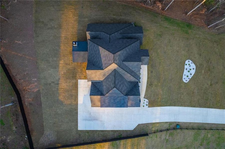 Image 83 of a home in .