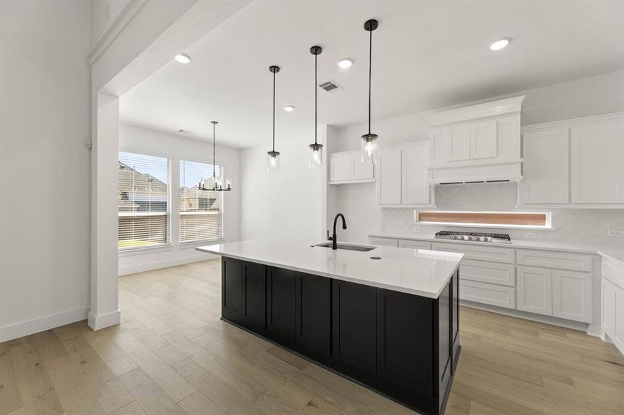 10020 La Frontera-Kitchen-2 10020 La Frontera-Kitchen-2