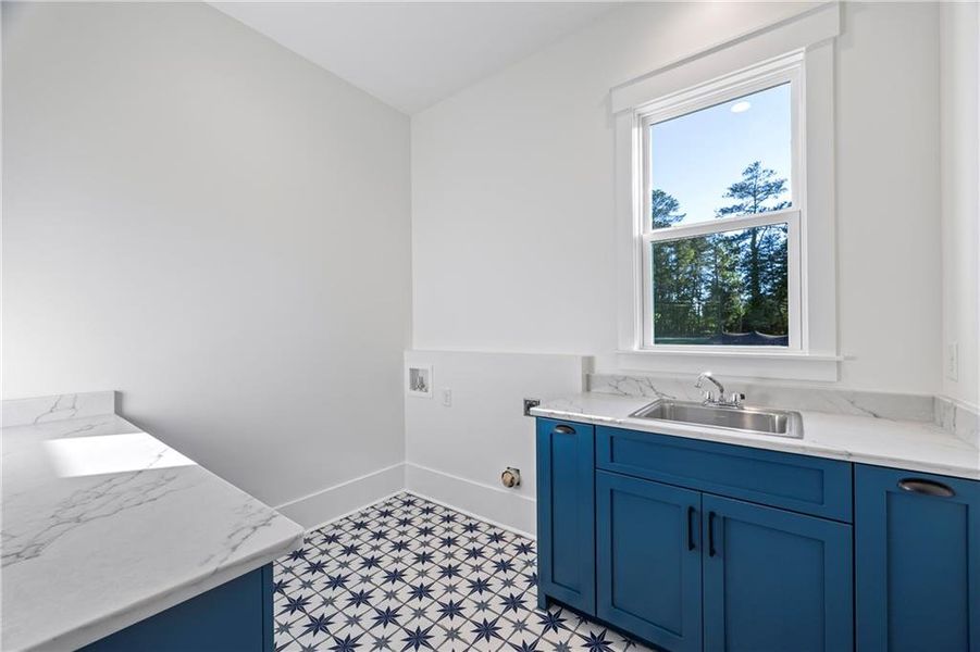 Furnished interior view inside a new home in , Flowery Branch (Image 67).