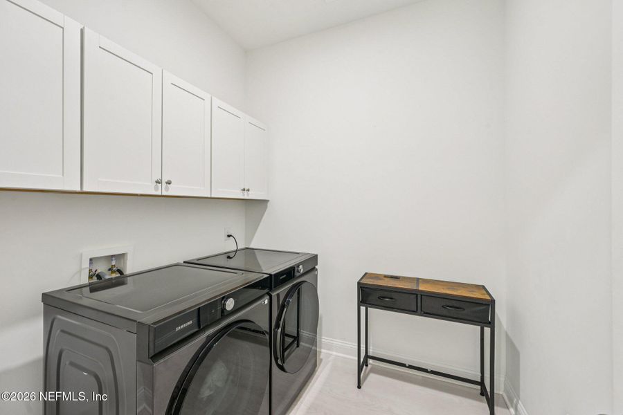 Furnished interior view inside a new home in , St. Augustine (Image 36).