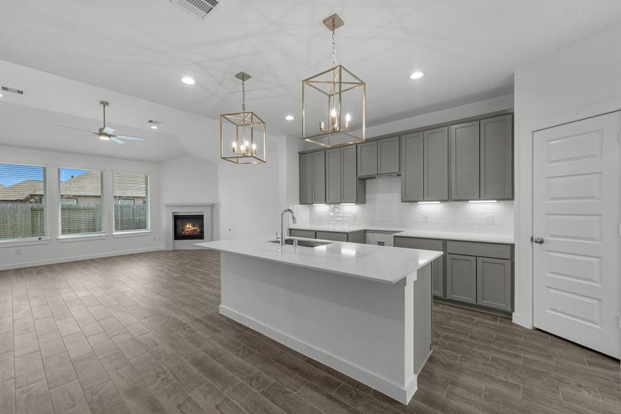 Furnished interior view inside a new home in Beacon Hill, Waller (Image 5).