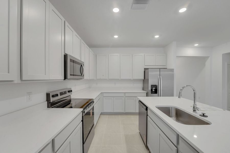 New Home in Haines City, FL.  - Slide 35