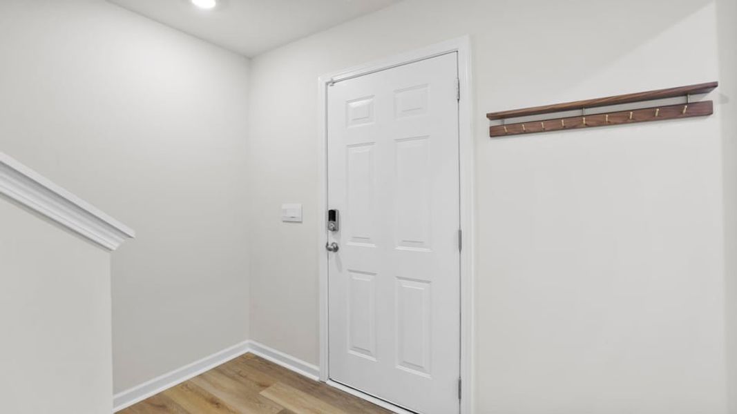 Spacious, unfurnished interior of a new home in Cloverdale Hills, Piedmont (Image 23). Spacious, unfurnished interior of a new home in Cloverdale Hills, Piedmont (Image 23).