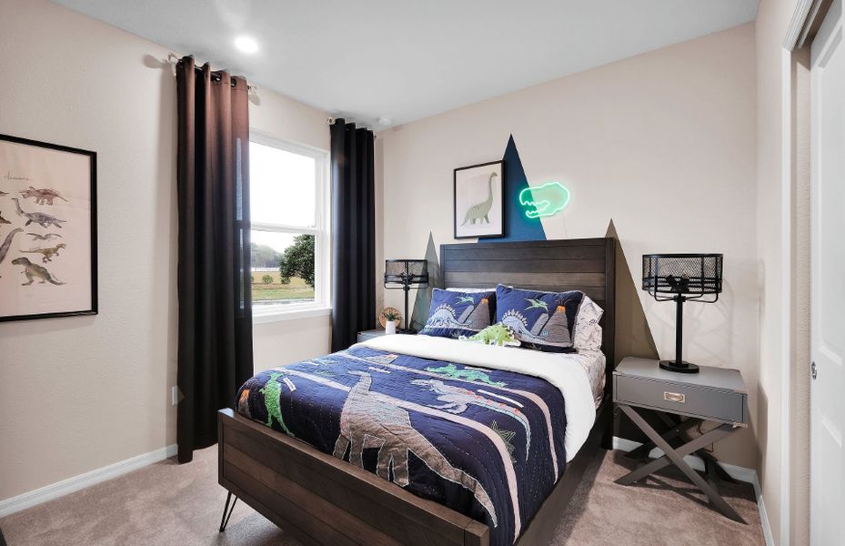 Furnished interior view inside a new home in Double Branch, Middleburg (Image 3).