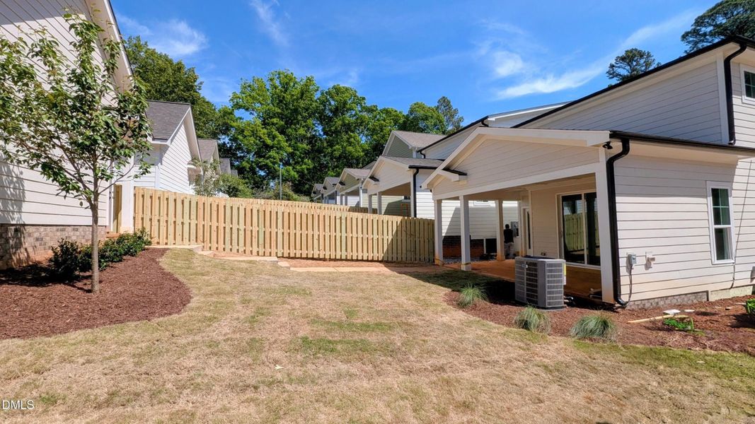 Lot 5 rear3