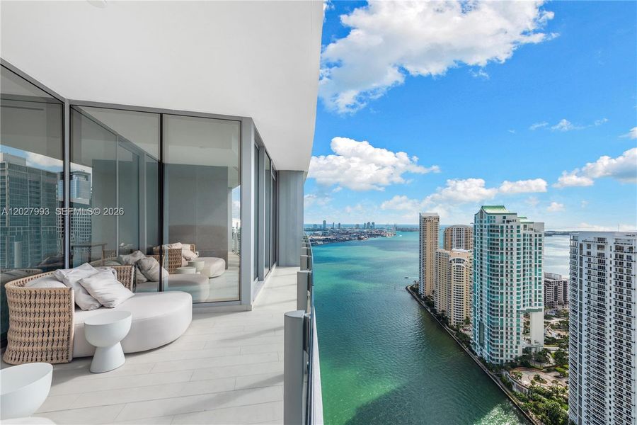 Condo located in Miami, FL showcasing its design and architecture (Image 5). Condo located in Miami, FL showcasing its design and architecture (Image 5).