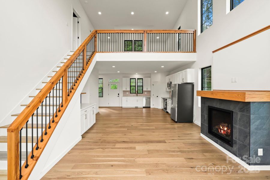 Image 35 of a home in .