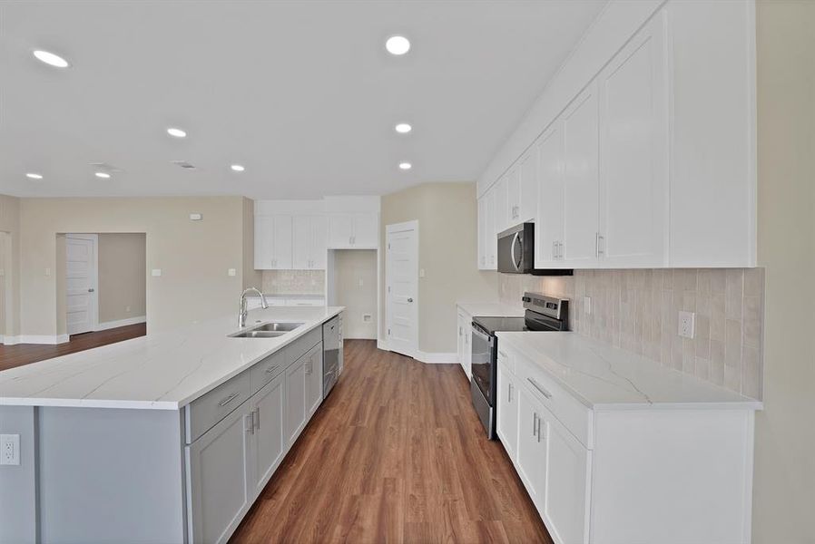 Furnished interior view inside a new home in , The Colony (Image 10).