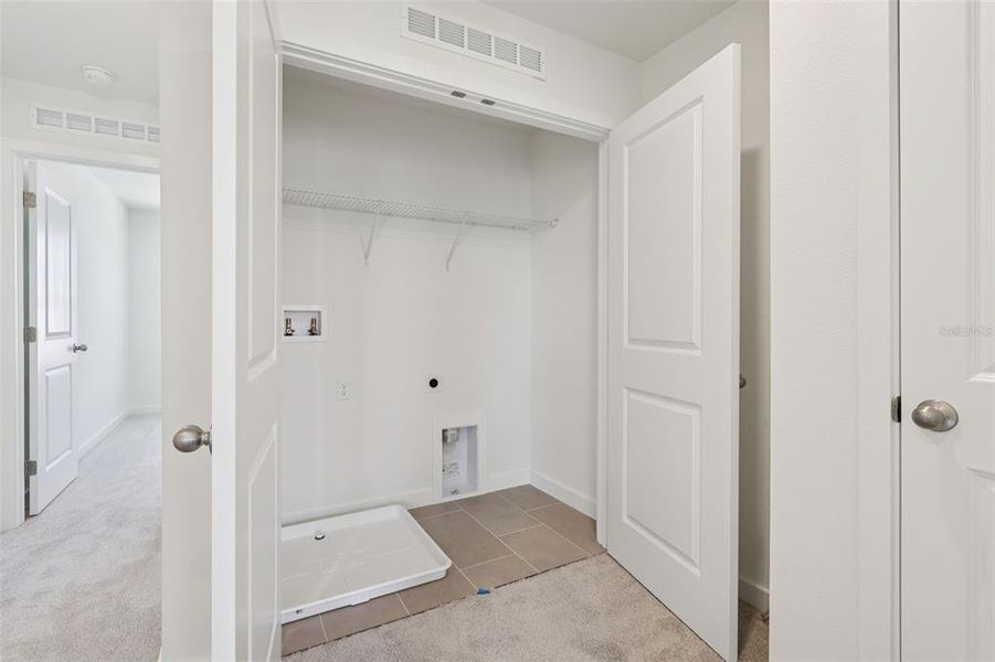 Spacious, unfurnished interior of a new home in Cyrene at Harmony, St. Cloud (Image 26).