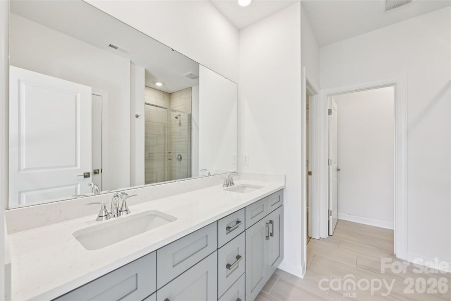 Photo is not of the actual home but is an inspirational photo of builder’s model home and may depict options, furnishings, and/or decorator features that are not included.