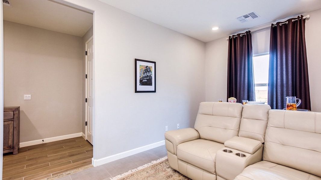 Representative furnished interior of a home built from the Citrine - Plan 5042 by D.R. Horton in Sycamore Vista, Vail (Image 47). Representative furnished interior of a home built from the Citrine - Plan 5042 by D.R. Horton in Sycamore Vista, Vail (Image 47).
