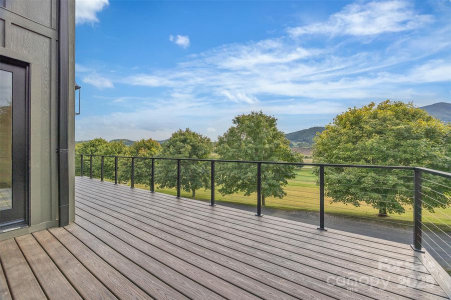 Exterior details and patio area of a home in , Jefferson (Image 19).