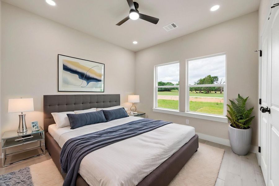 Furnished interior view inside a new home in , Franklin (Image 14).