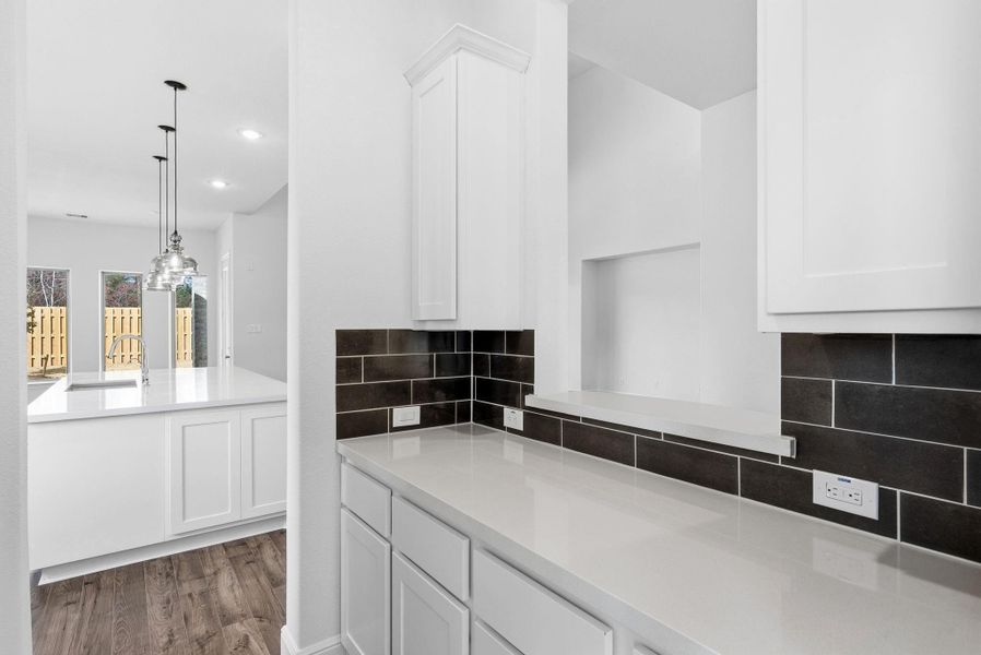 Furnished interior view inside a new home in Colton, Montgomery (Image 9). Furnished interior view inside a new home in Colton, Montgomery (Image 9).