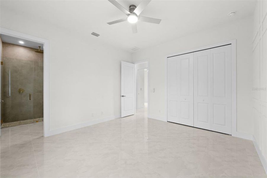 Spacious, unfurnished interior of a new home in , Lehigh Acres (Image 20). Spacious, unfurnished interior of a new home in , Lehigh Acres (Image 20).