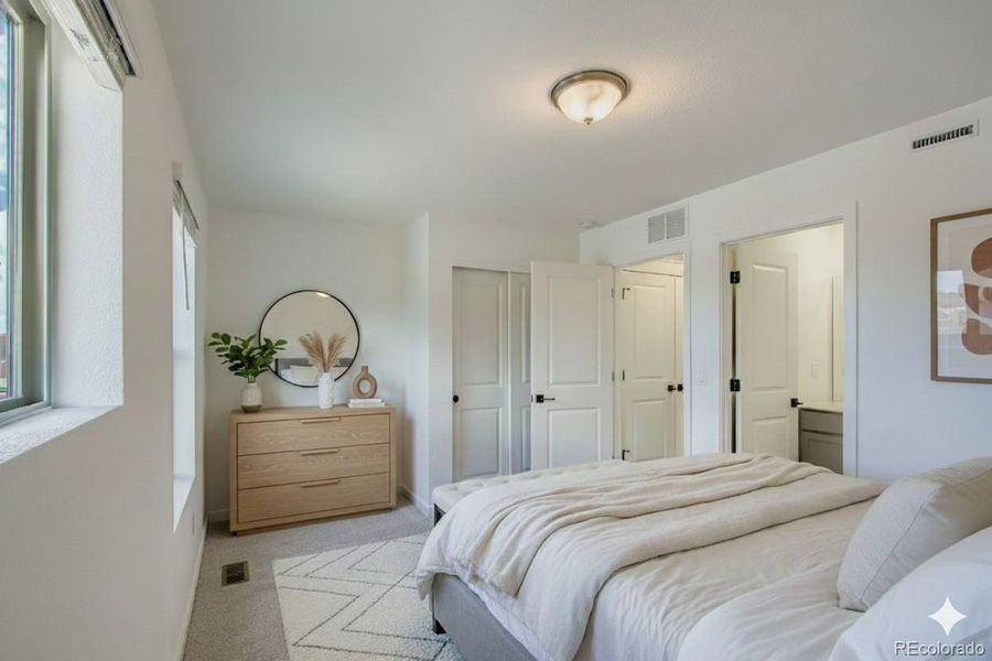 Secondary Suite Secondary Suite