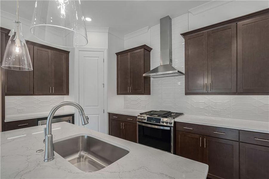 Image 63 of a home in Waterhaven.