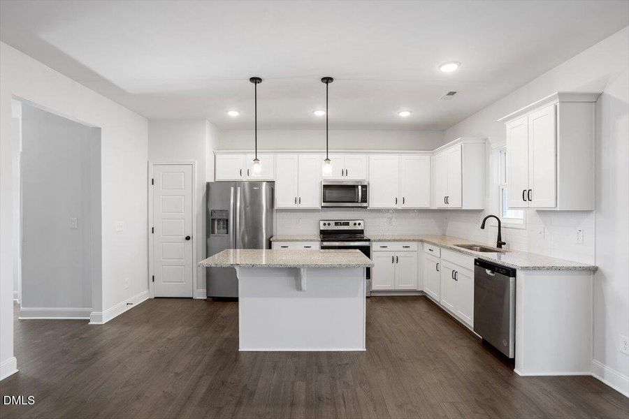 20-187 Clydes Point Way [2654876]_20