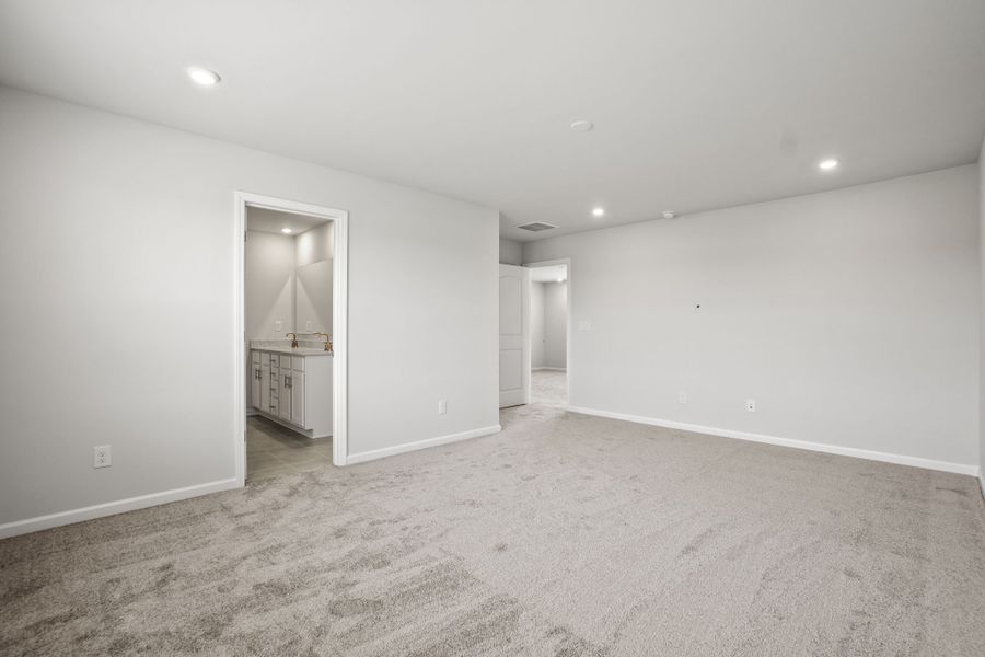 Caldwell Primary Suite