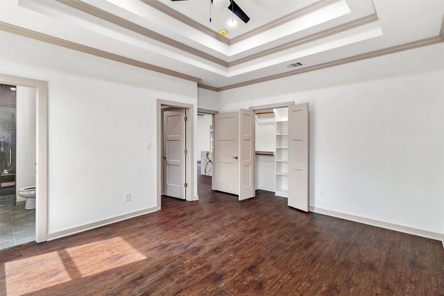 Spacious, unfurnished interior of a new home in , Bryan (Image 25).