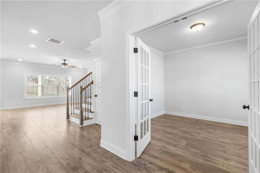 Spacious, unfurnished interior of a new home in Calgary Downs, Winder (Image 22).