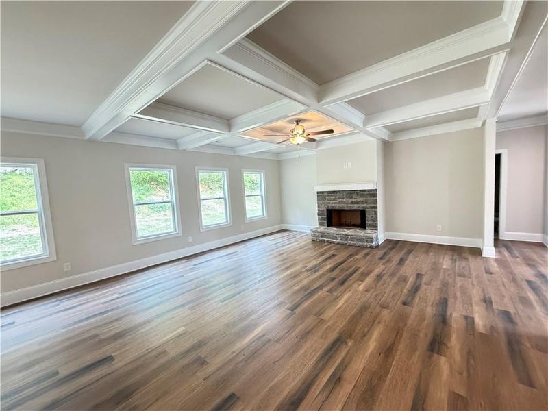 Spacious, unfurnished interior of a new home in , Jefferson (Image 32).