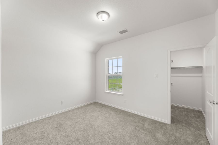 Representative unfurnished interior of a home built from the Kingston by UnionMain Homes in Elevon, Lavon (Image 23).