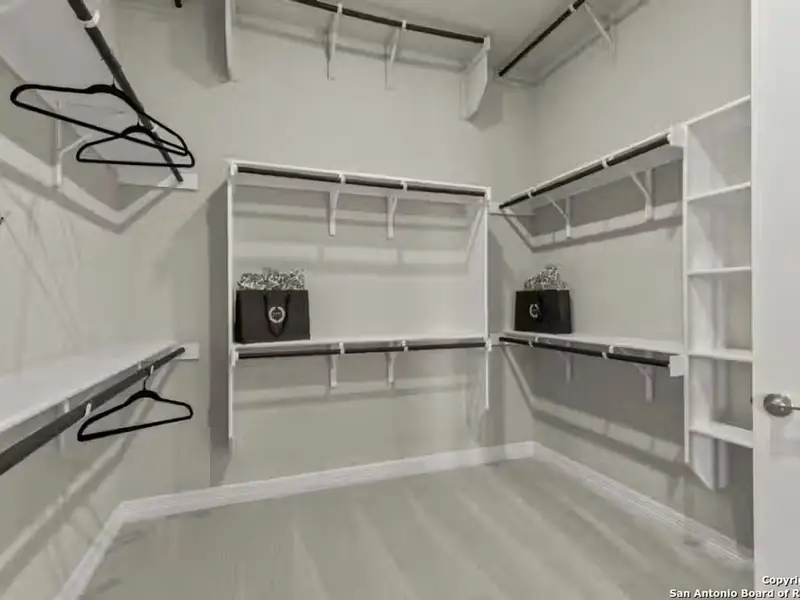 Image 30 of a home in Potranco Oaks.