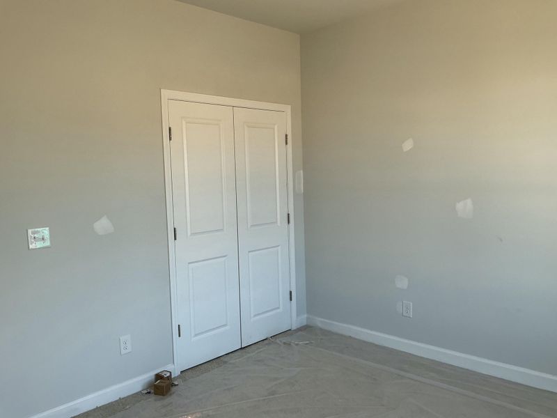 Spacious, unfurnished interior of a new home in Tea Farm: Presidents Series, Ravenel (Image 7).