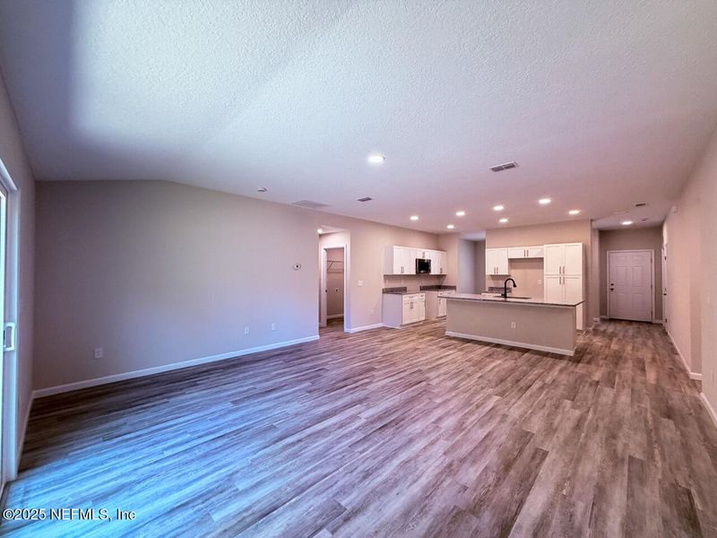 Spacious, unfurnished interior of a new home in , Jacksonville (Image 62). Spacious, unfurnished interior of a new home in , Jacksonville (Image 62).
