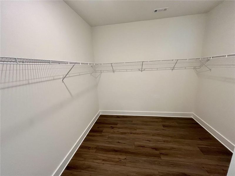 Spacious, unfurnished interior of a new home in Twin Lakes, Hoschton (Image 16).