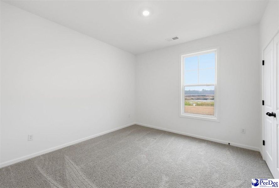 Spacious, unfurnished interior of a new home in Spring Haven, Florence (Image 18).