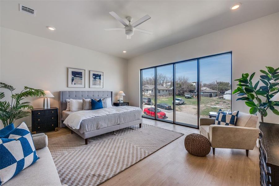 Furnished interior view inside a new home in , Fort Worth (Image 14). Furnished interior view inside a new home in , Fort Worth (Image 14).