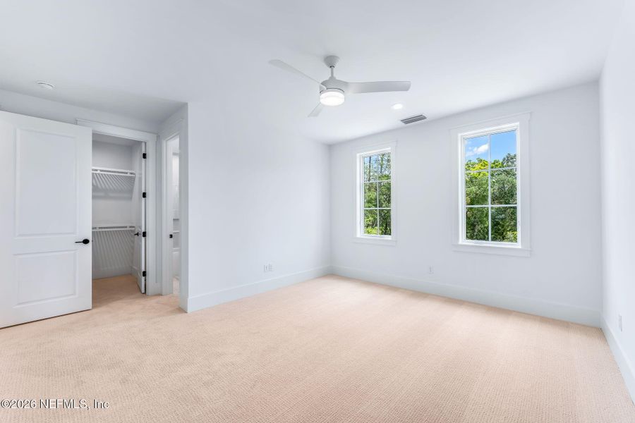 Spacious, unfurnished interior of a new home in , Ponte Vedra (Image 64).