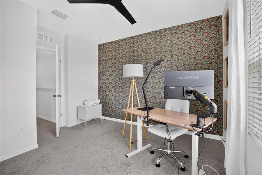 Furnished interior view inside a new home in , Plant City (Image 17).