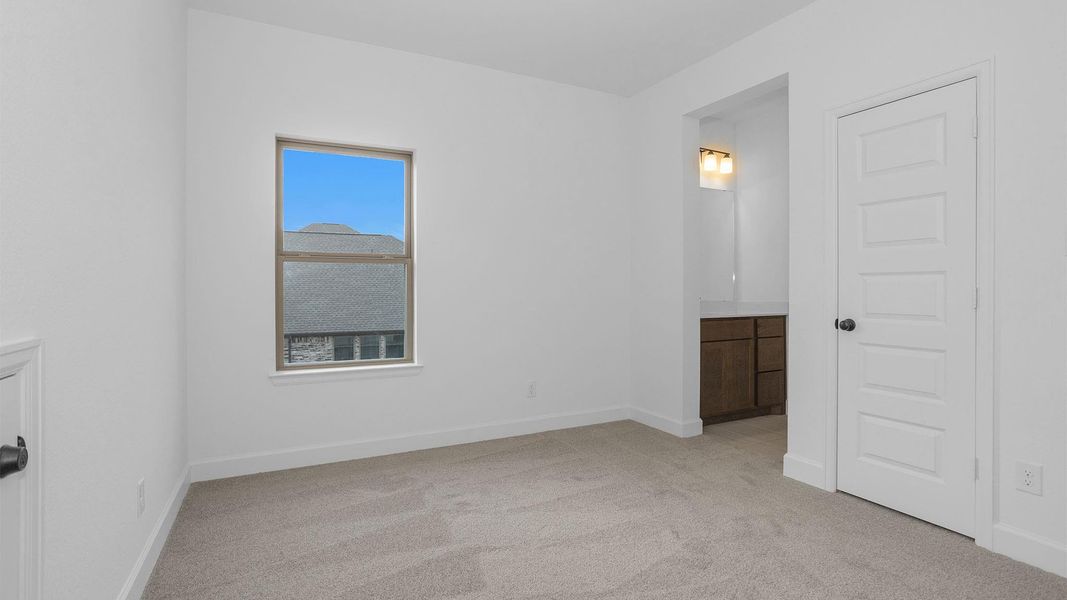 Spacious, unfurnished interior of a new home in Legacy, League City (Image 11). Spacious, unfurnished interior of a new home in Legacy, League City (Image 11).