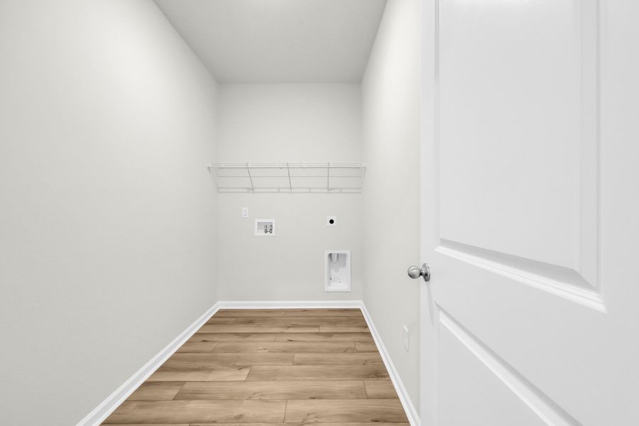 Representative unfurnished interior of a home built from the Bailey II by Great Southern Homes in Oak Grove, Conway (Image 21). Representative unfurnished interior of a home built from the Bailey II by Great Southern Homes in Oak Grove, Conway (Image 21).