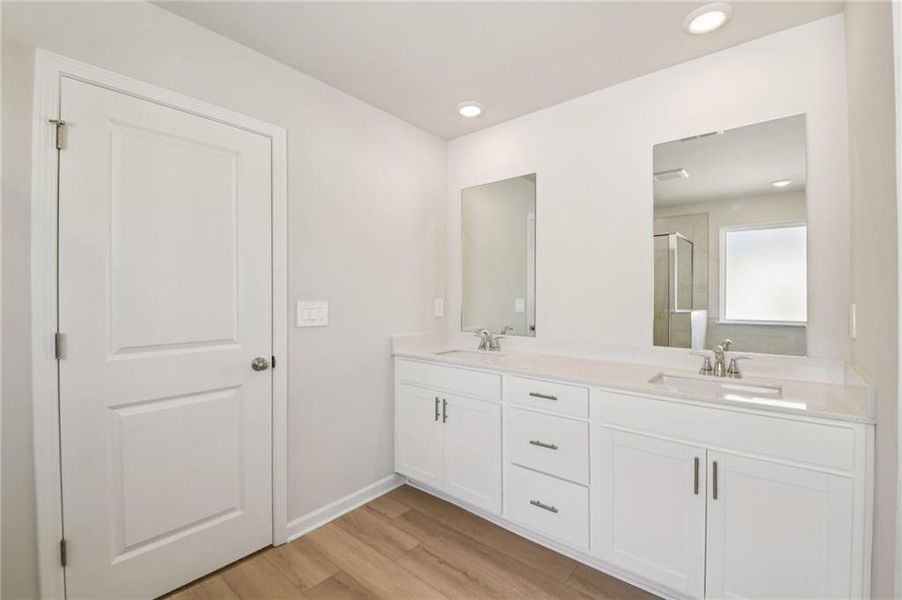 Furnished interior view inside a new home in Creekside at Oxford Park, Fairburn (Image 18). Furnished interior view inside a new home in Creekside at Oxford Park, Fairburn (Image 18).