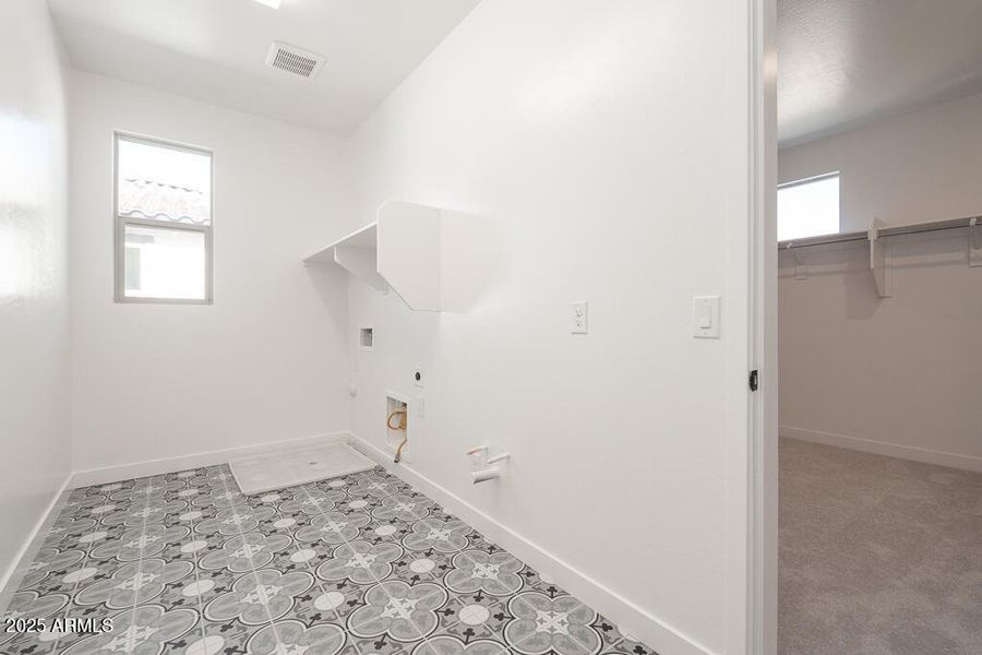 Tri Pointe Waterston Central 467 - Laund