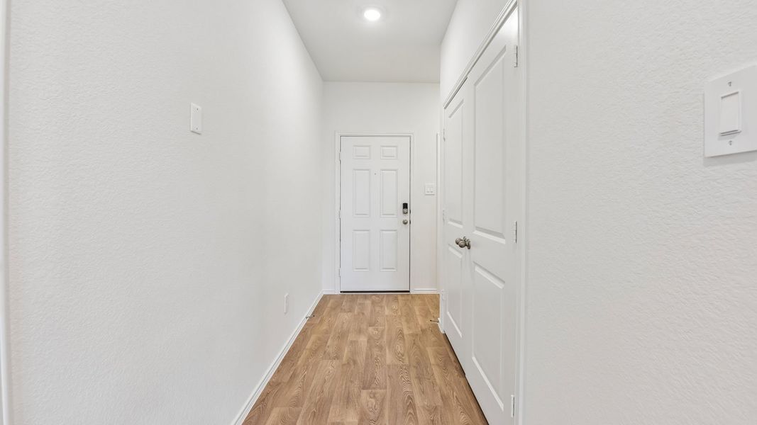 Spacious, unfurnished interior of a new home in Wayside, Uhland (Image 29). Spacious, unfurnished interior of a new home in Wayside, Uhland (Image 29).