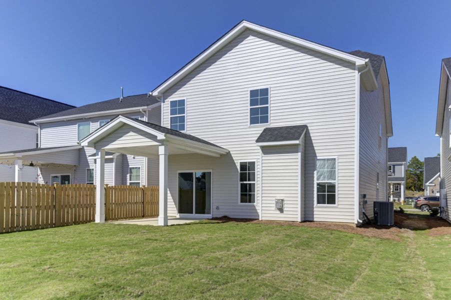 Exterior details and patio area of a home in Ashton Lakes, Lexington (Image 18).