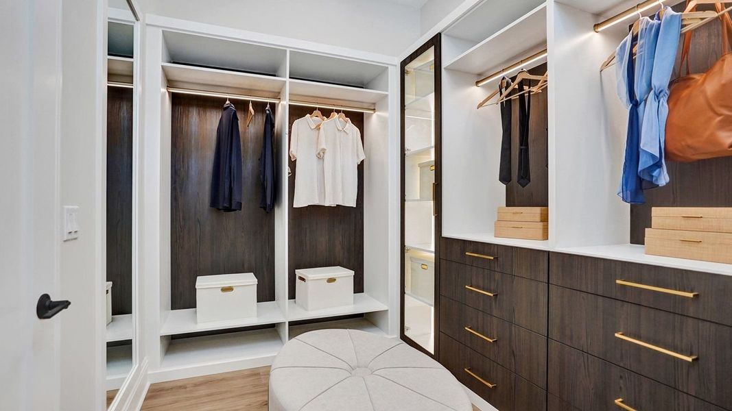 Owner's Closet Owner's Closet
