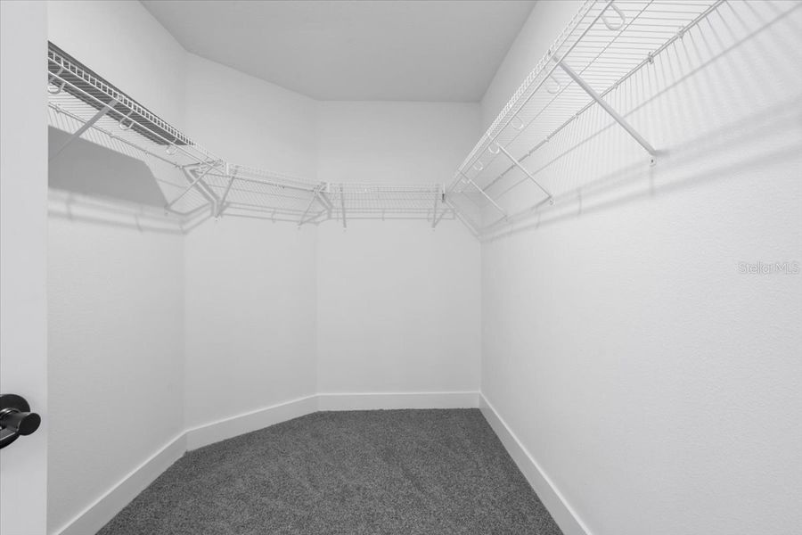 Spacious, unfurnished interior of a new home in Kirkland Farms, Alachua (Image 30). Spacious, unfurnished interior of a new home in Kirkland Farms, Alachua (Image 30).