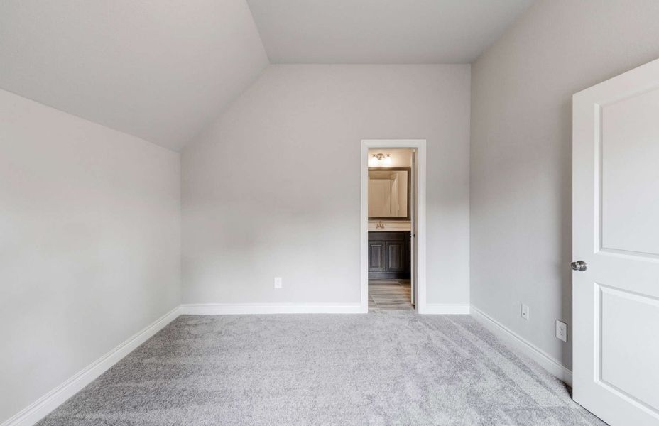 Representative unfurnished interior of a home built from the 2924 by Ravenna Homes in The Highlands 55′, Porter (Image 35). Representative unfurnished interior of a home built from the 2924 by Ravenna Homes in The Highlands 55′, Porter (Image 35).