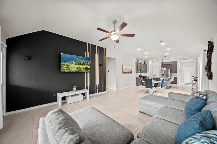 Furnished interior view inside a new home in The Meadows at Imperial Oaks 40', Conroe (Image 4).