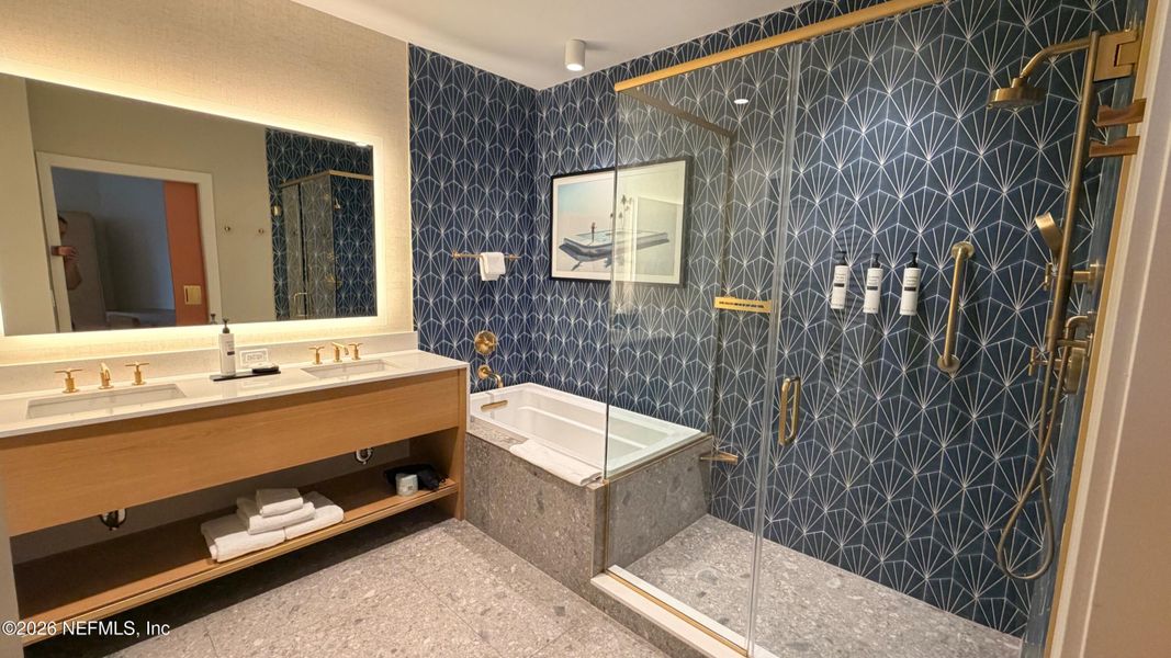 Furnished interior view inside a new home in , Kissimmee (Image 38).