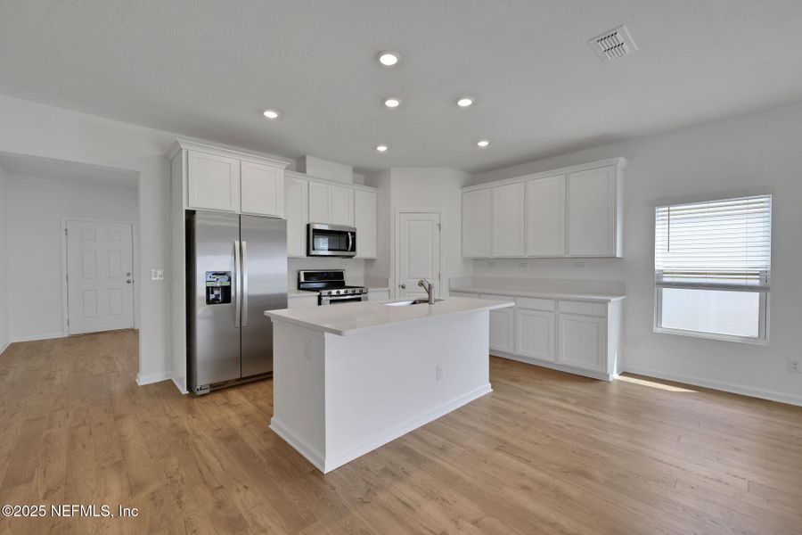 Image 40 of a home in Cordova Palms.