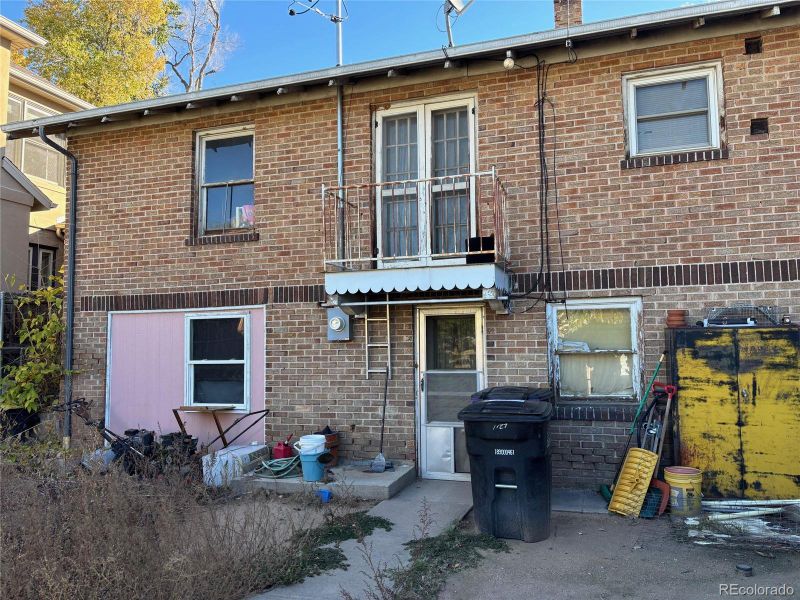 Image 5 of a home in .