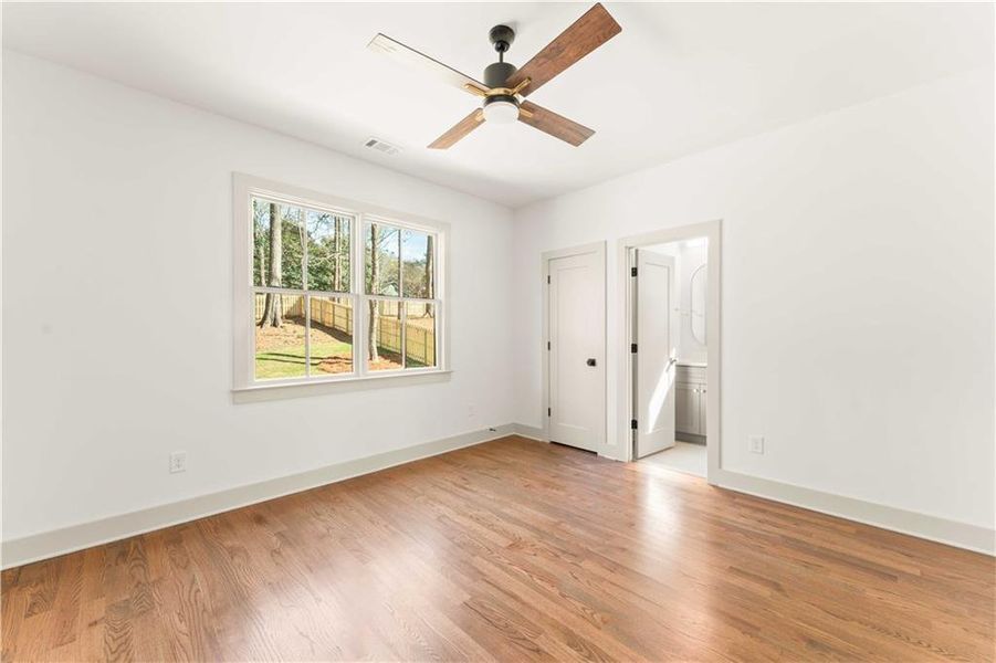Spacious, unfurnished interior of a new home in , Decatur (Image 27).