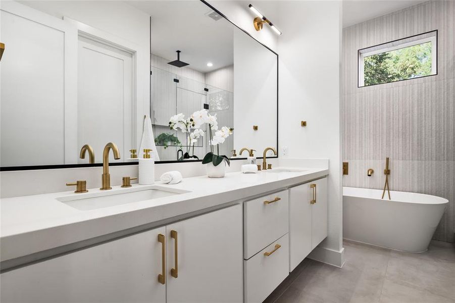 Furnished interior view inside a new home in , Dallas (Image 6).